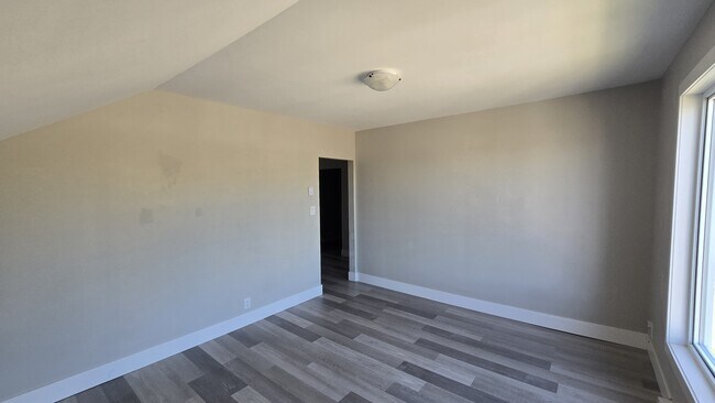 Photo - 14 Lefurgey Ave Unit A