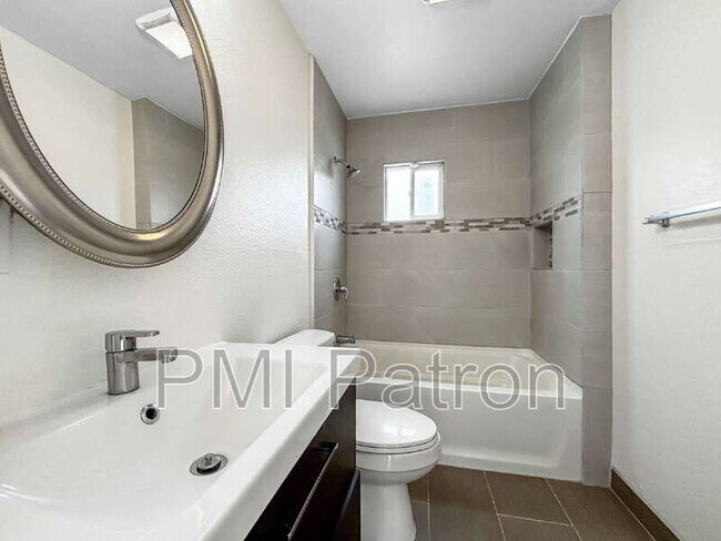 Photo - 11611 209th St Unit (Front House)