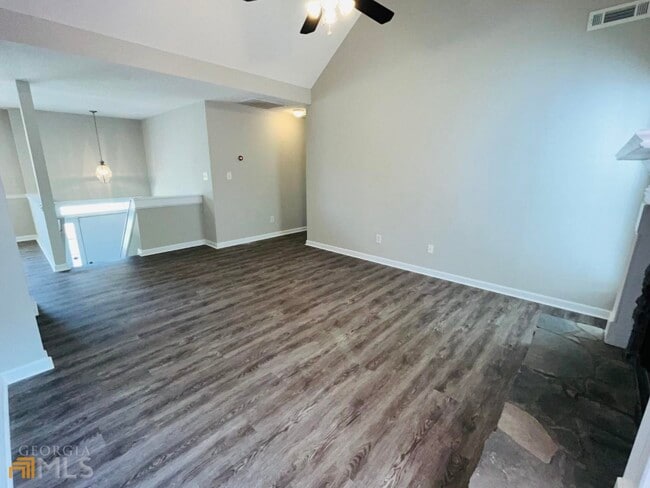 Photo - 311 Cranford Mill Dr