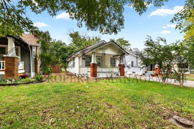 Photo - 621 S Green St