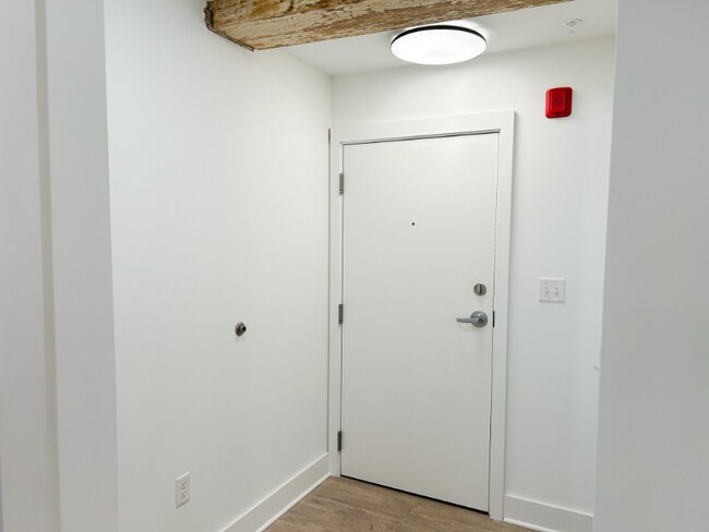 Photo - 425 N Prince St Unit 002