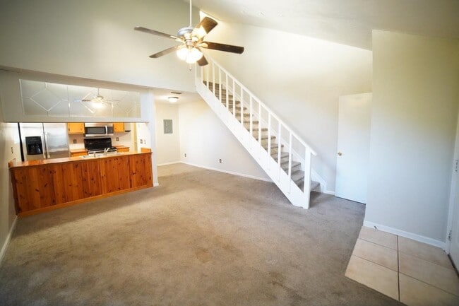 Photo - 1530 Merry Oaks Ct