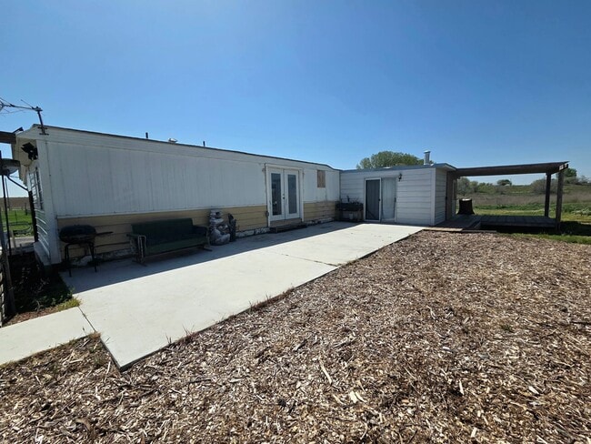 Photo - 3 Bed, 1.5 Bath Country-Home on 5 Acres