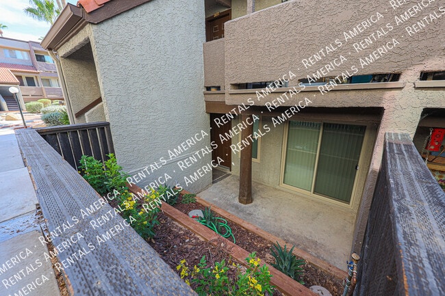 Photo - 1645 W Baseline Rd
