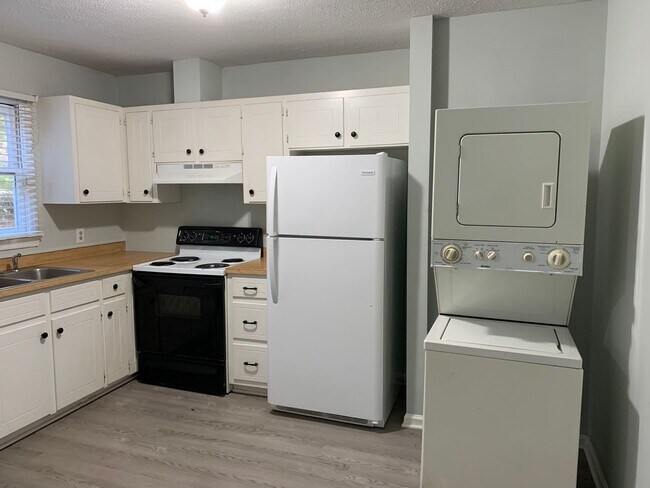 Photo - 2818 Unidad A