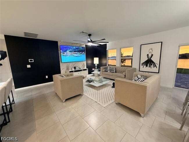 Building Photo - 17645 Paradiso Wy