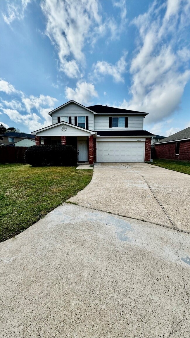 Photo - 5018 Woodland Meadows Ln