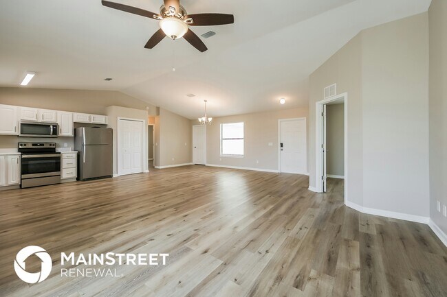 Photo - 2910 36th St SW