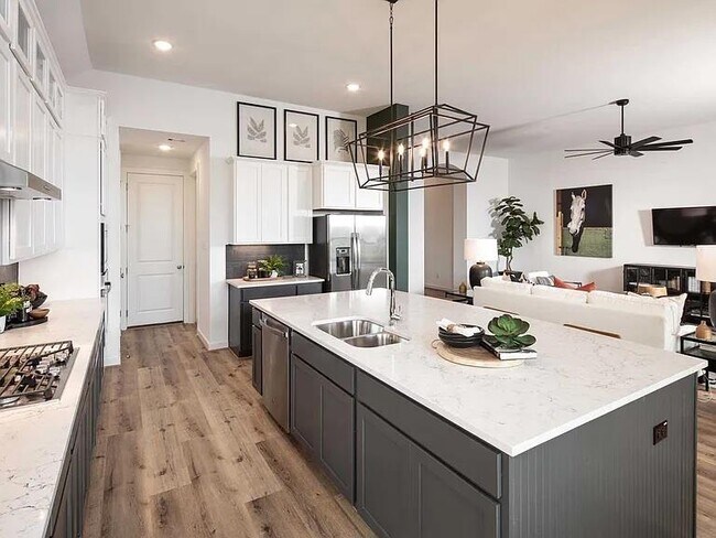 Photo - 2516 Carretera Dr