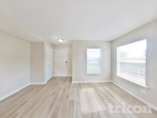 Photo - 76221 Long Pond Loop