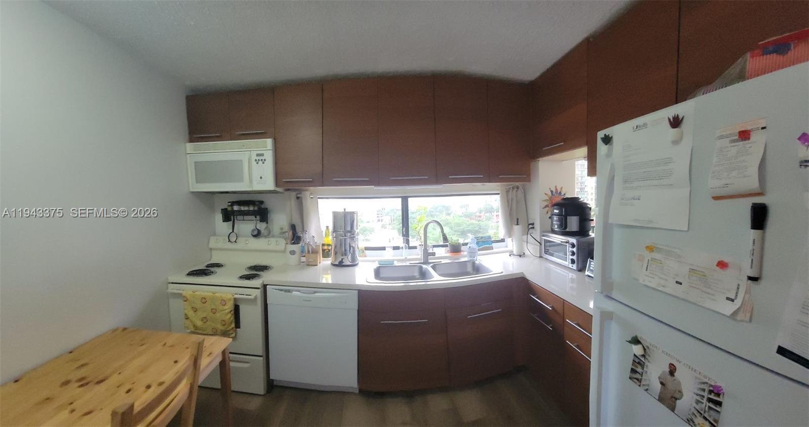 Photo - 17021 N Bay Rd Unit 917