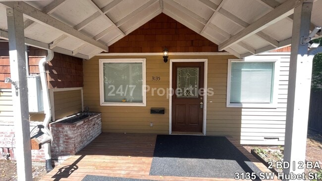 Building Photo - 2 Primary Suites + Huge Yard in Markham - ... Rental