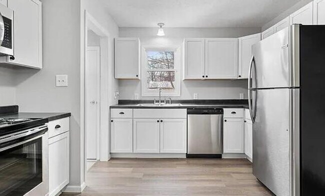 Photo - 5897 Concord Blvd