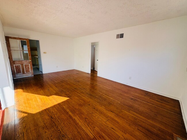 Photo - 2228 Berkeley Ave