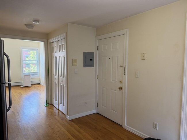 Photo - 238 3rd St Unit 3