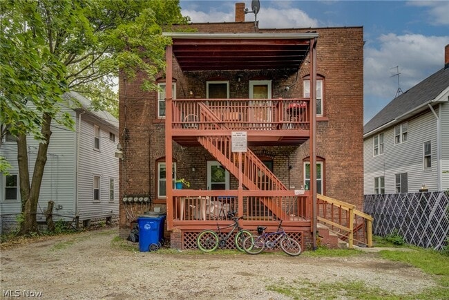 Building Photo - 3467 E 149th St Unit 1