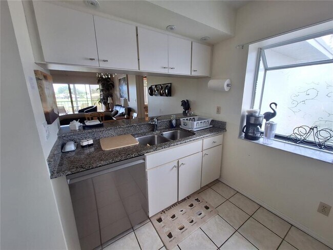 Photo - 427 Cerromar Ln Unit 458