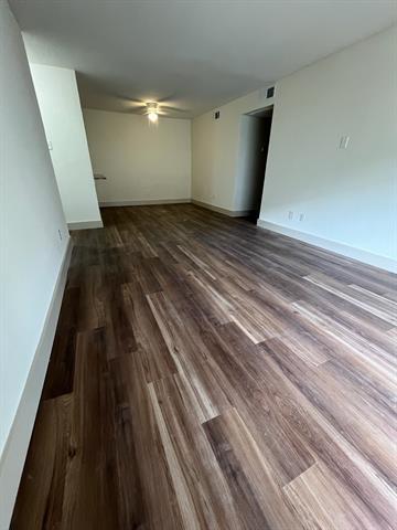 Photo - 8110 Skillman St Unidad 1042 Rental