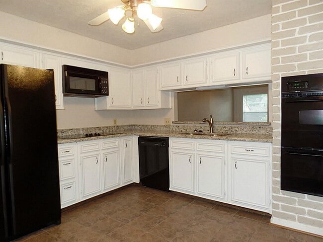 Photo - 8110 Amurwood Dr