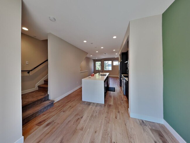 Photo - Prescott Townhouse 2/2.5 Available Now!