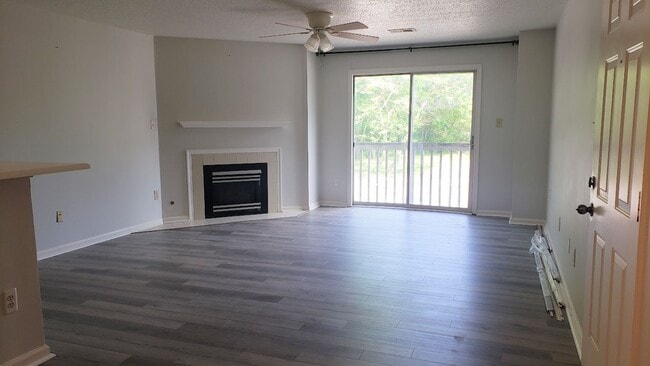 READY NOW! - READY NOW! Condo