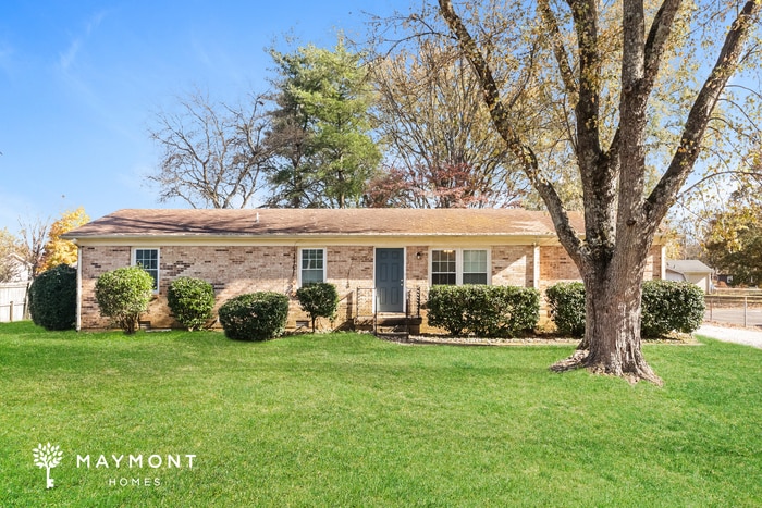 Photo - 808 Kincaid St House