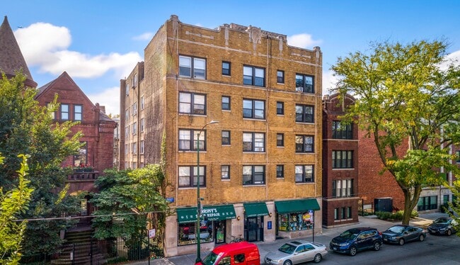 Photo - 711 W Belmont Ave