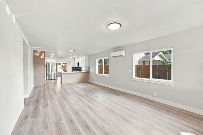 Photo - 2305 Lincoln Ave