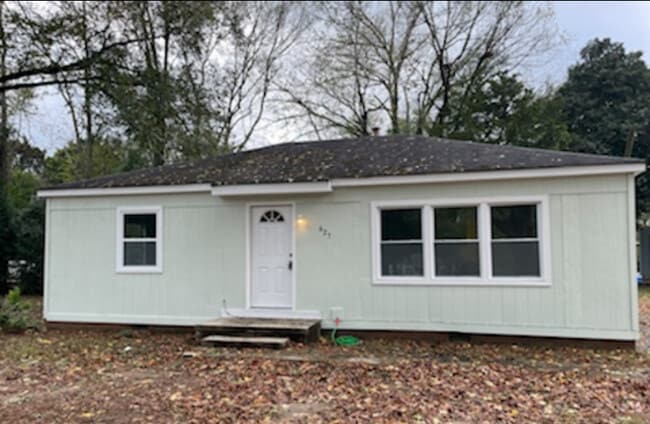 Photo - 625 Camellia Cir