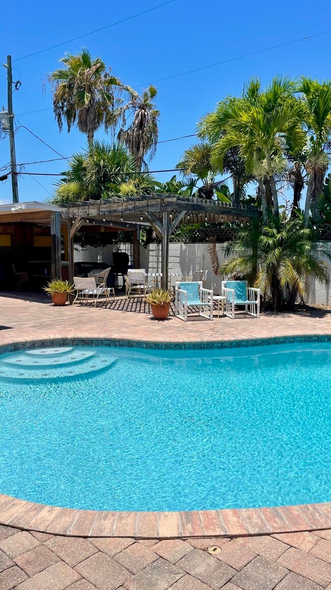 Photo - 180 Glenwood Ave