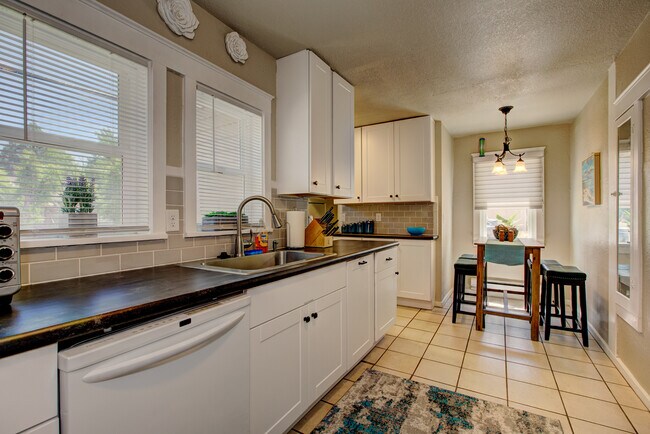 Photo - 3801 W Grover St Unit 503 S Latah St.