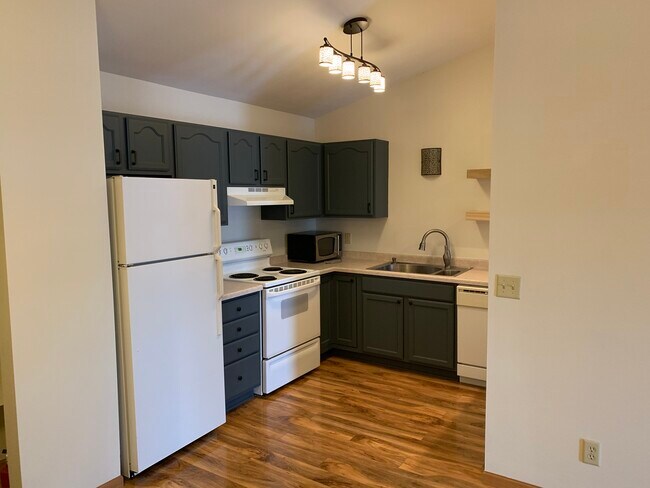 Photo - 1822 Deerhaven Ln NE Unidad 11
