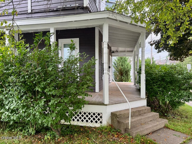 Photo - 187 Washington St