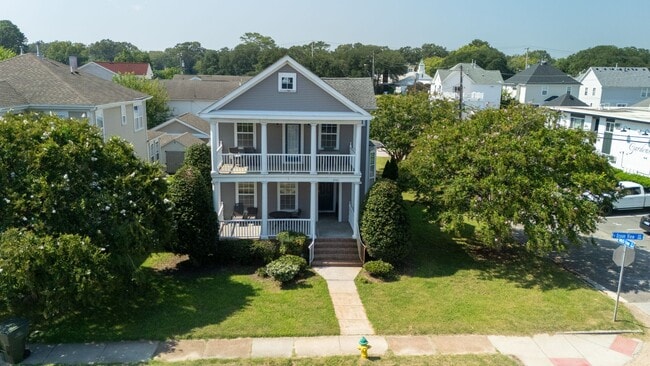 1301 E Ocean View Ave