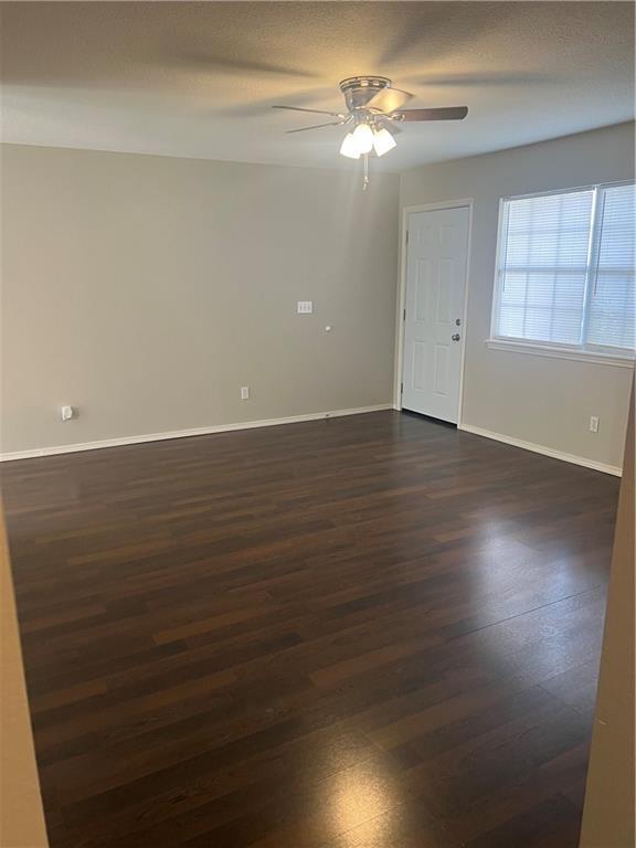 Photo - 803 E 1st St