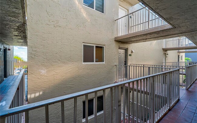 Photo - 10000 NW 80th Ct Unit #1-2456