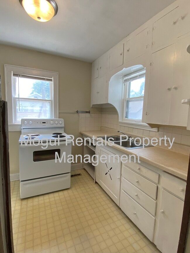 Photo - 1340 S Market St