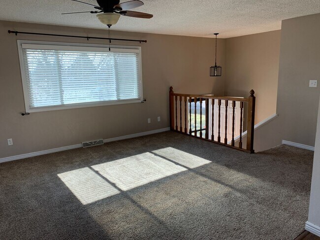 Photo - 3 BEDROOM, 2 BATHROOM, SINGLE FAMILY HOME ...