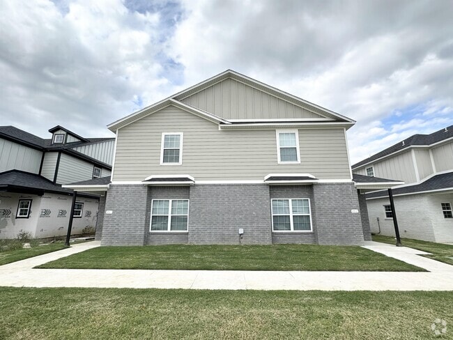 Building Photo - 875 S Amarillo Ave Rental