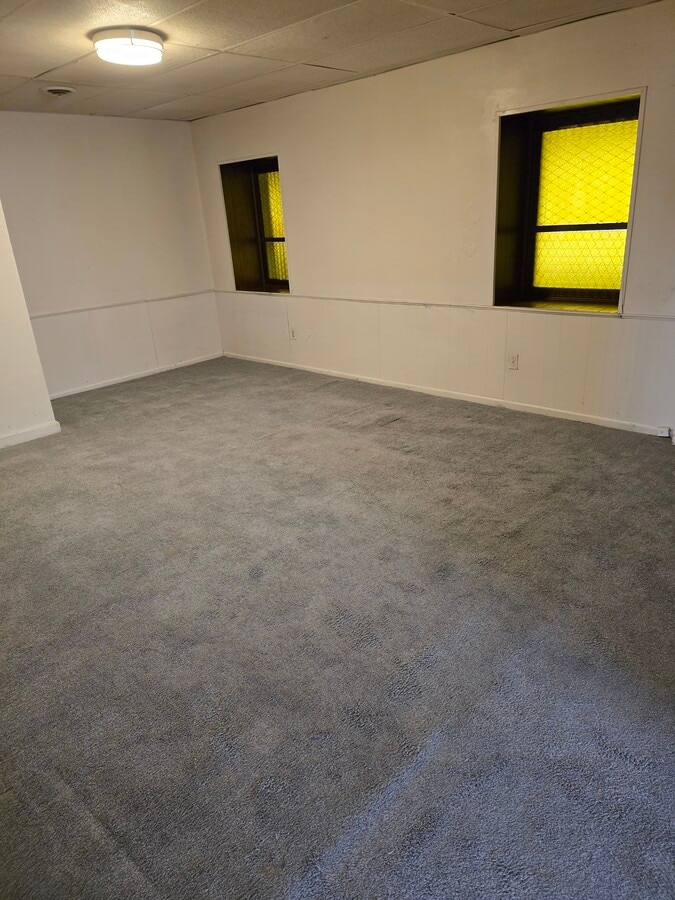 Photo - 1711 E 3rd St Unit All Utilities included