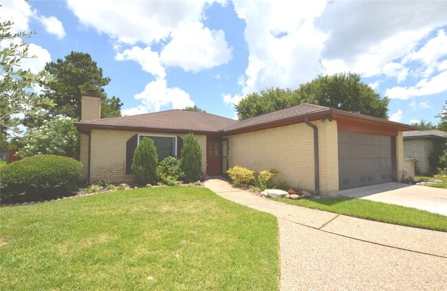 Building Photo - 703 Flower Field Ct