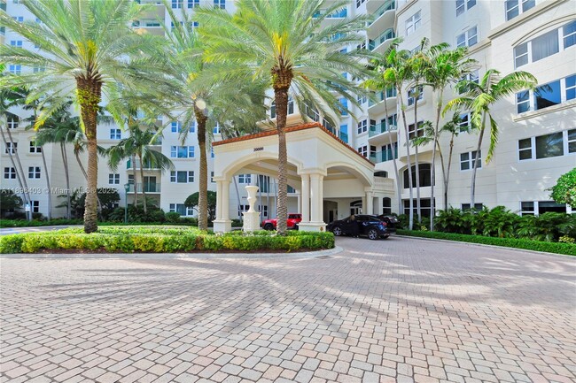 Photo - 20000 E Country Club Dr Unidad 501