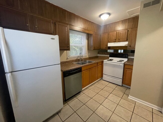 Photo - 1730 Village Lake Dr Unit 1