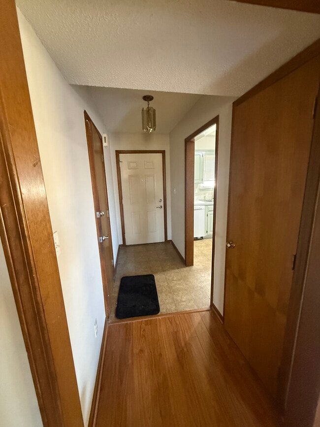 Photo - 1011 NW Porter Ct