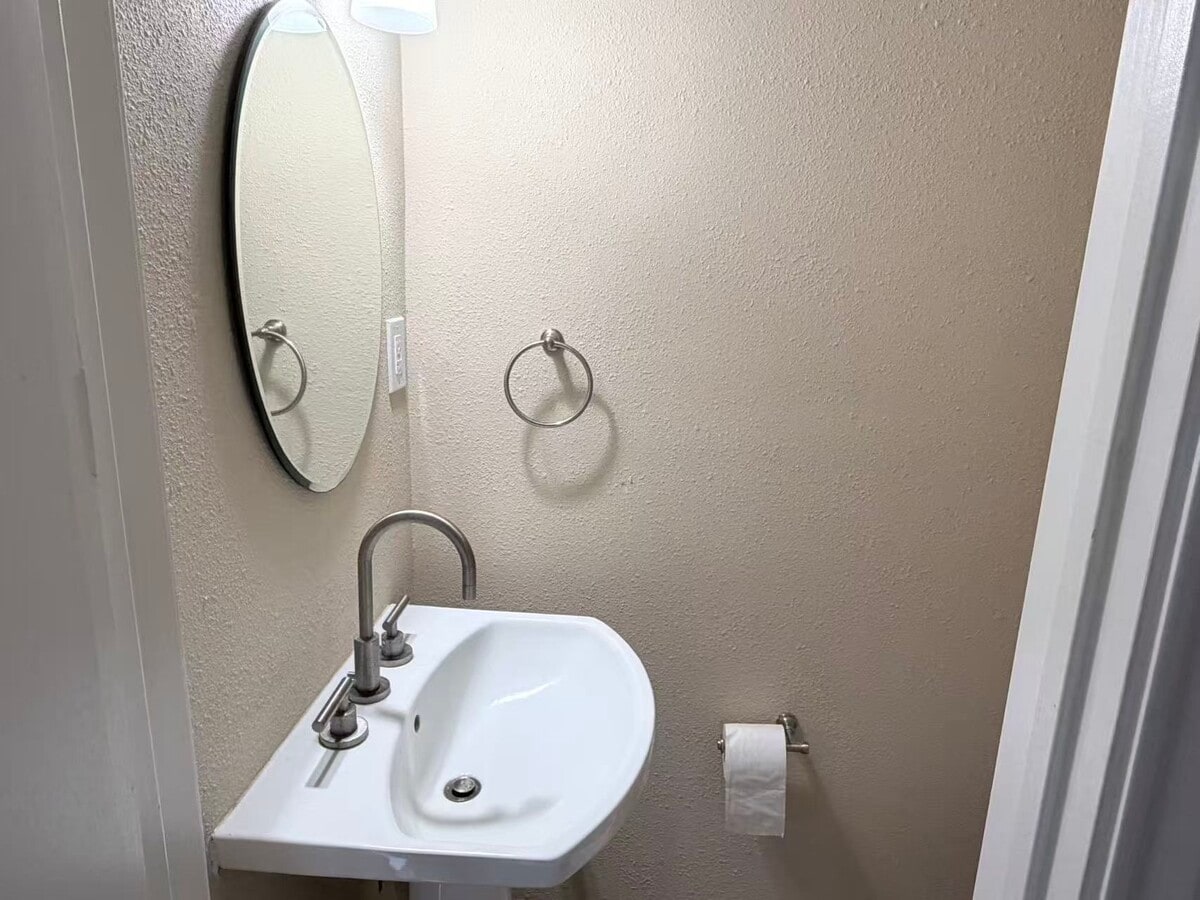 Photo - 12743 Huntingwick Dr Unit 149
