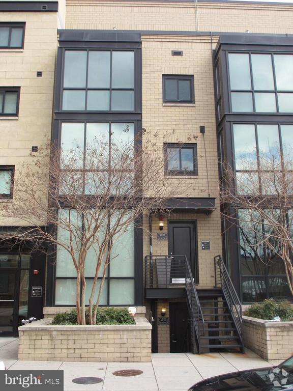 Building Photo - 1937 12th St NW Rental