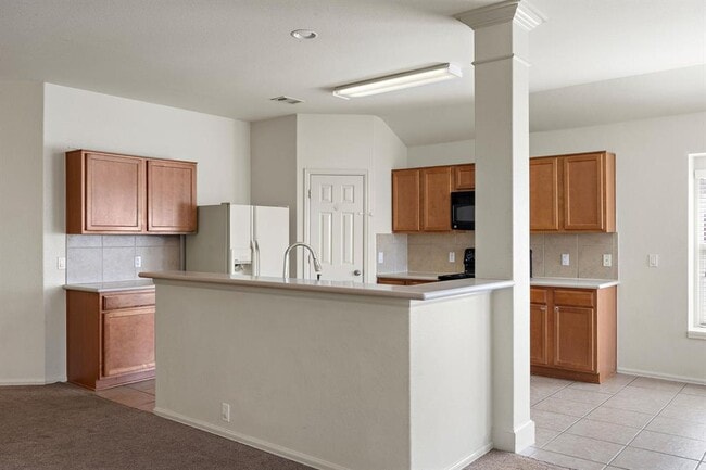 Photo - 225 King Elder Ln
