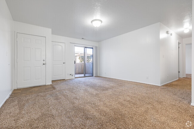 2BR, 1BA - 1,000SF - Living Room