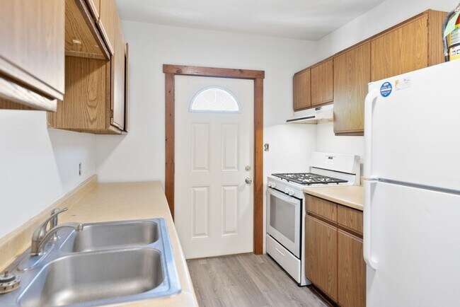 Photo - 1015 W 22nd St Unidad #2