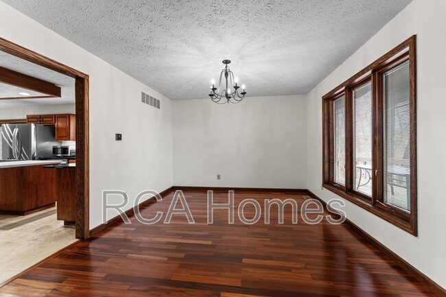 Photo - 8820 W 46th St